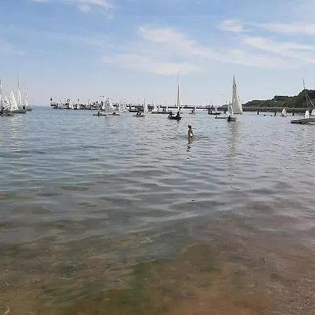 アパート Monti *