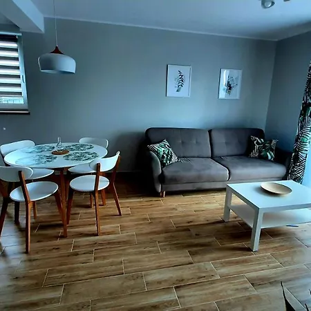 アパート Monti Mosty