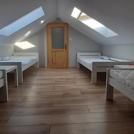 アパート Monti *